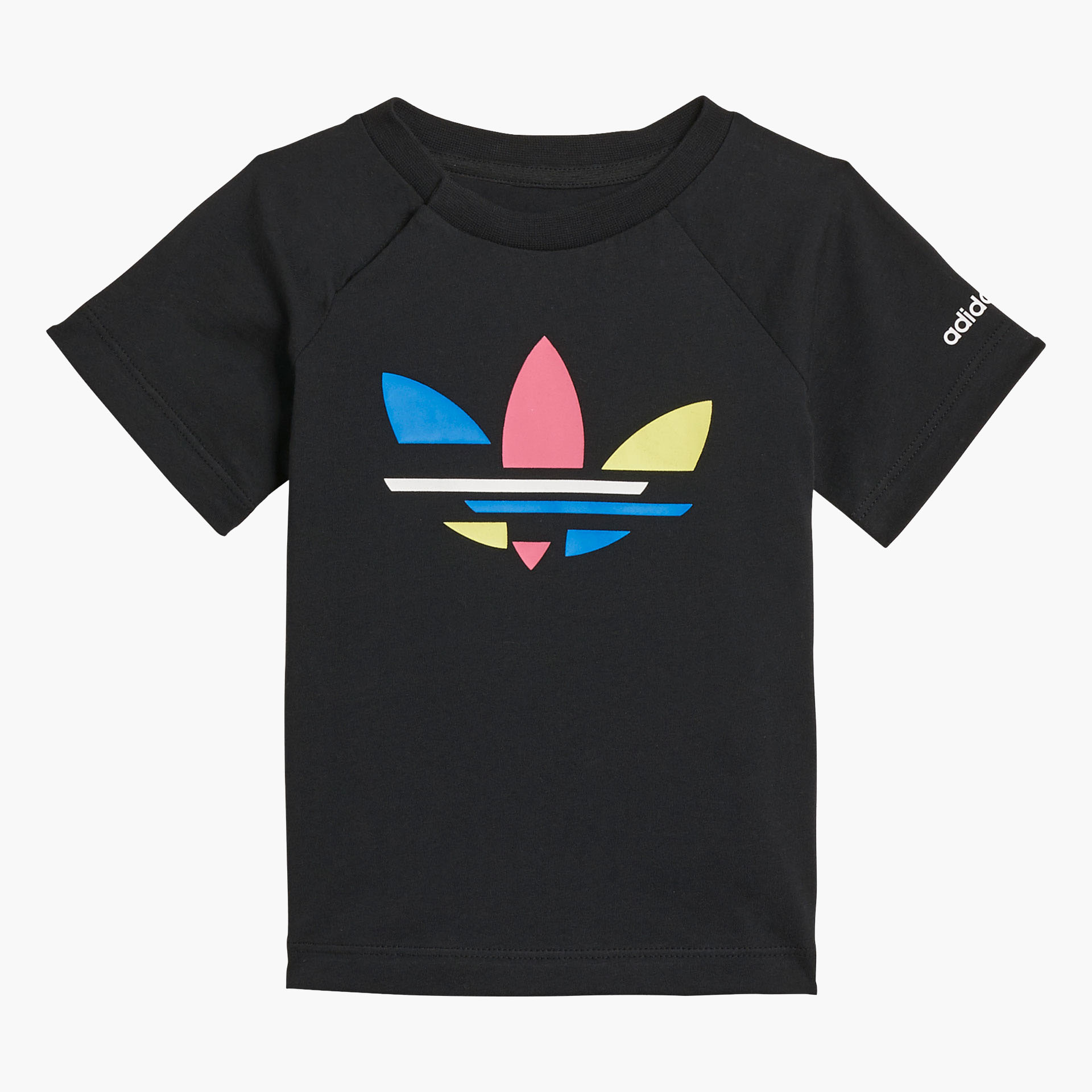 Conjunto Adidas T-shirt e calções