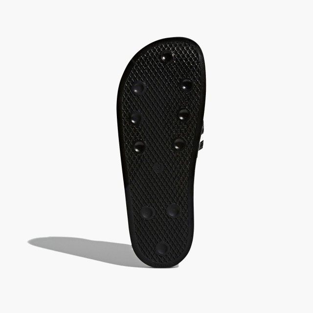 Chinelos Adidas Adilette
