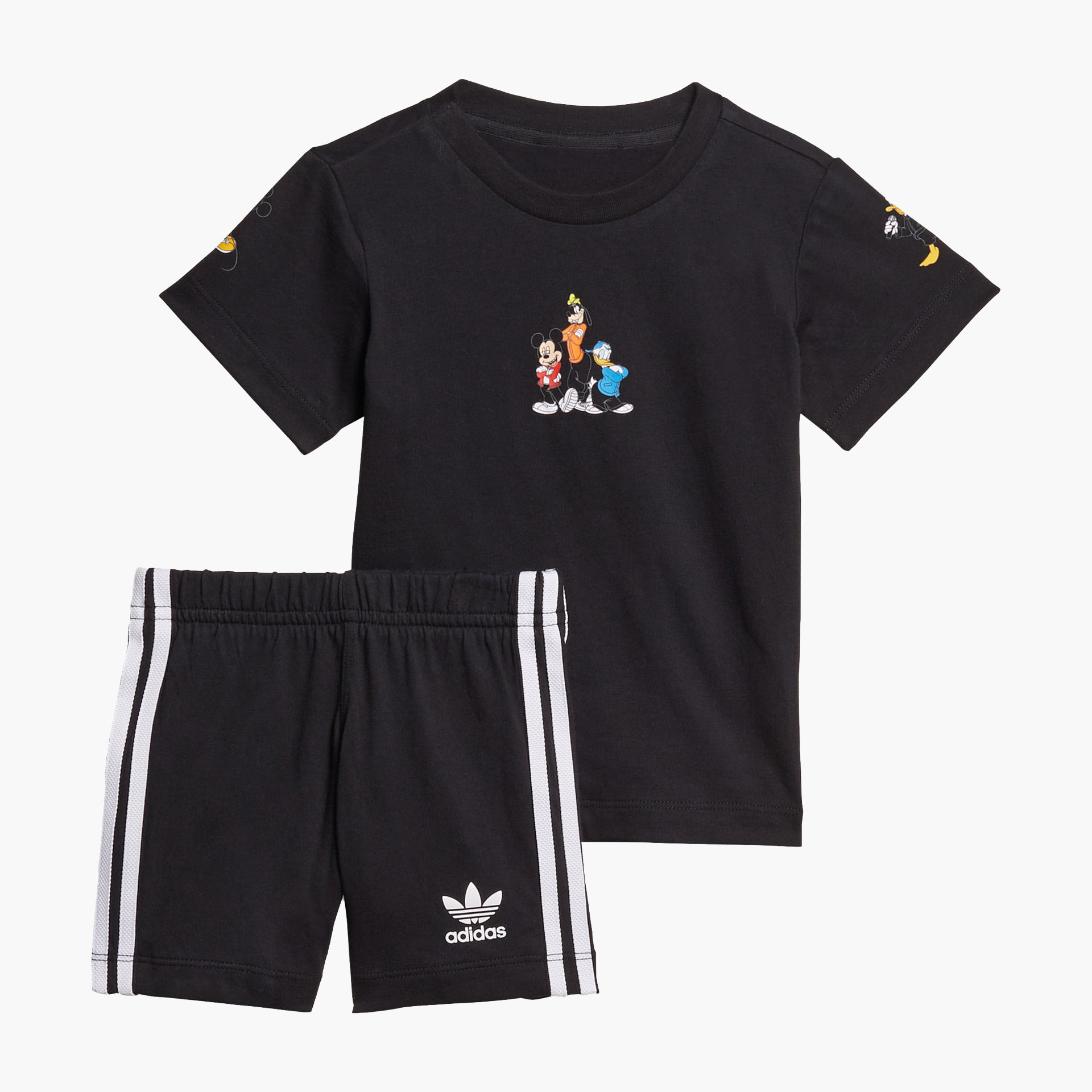 Conjunto T-shirt e calções