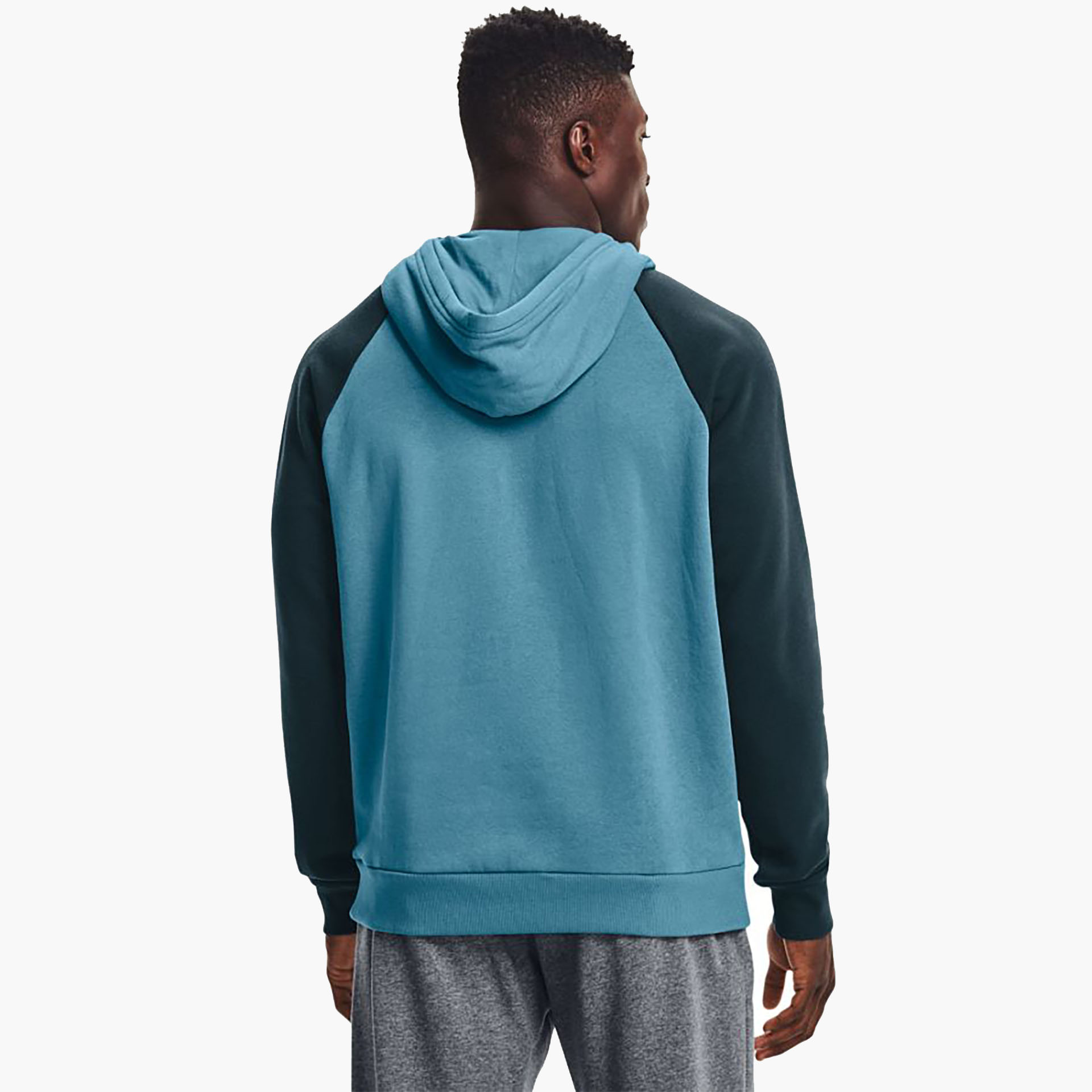 Sweat Under Armour Rival