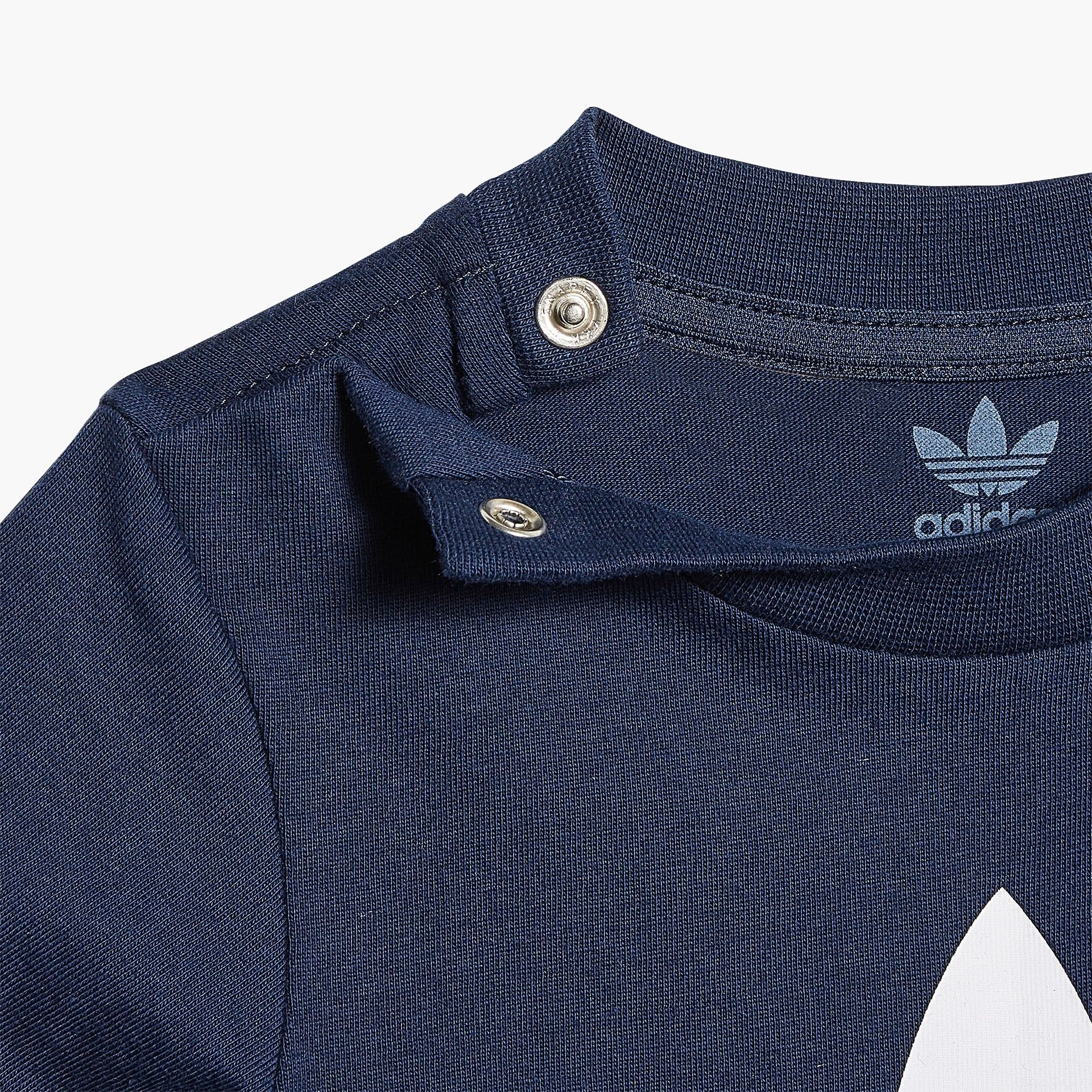 Conjunto Infantil Camiseta y Short Adidas Trefoil