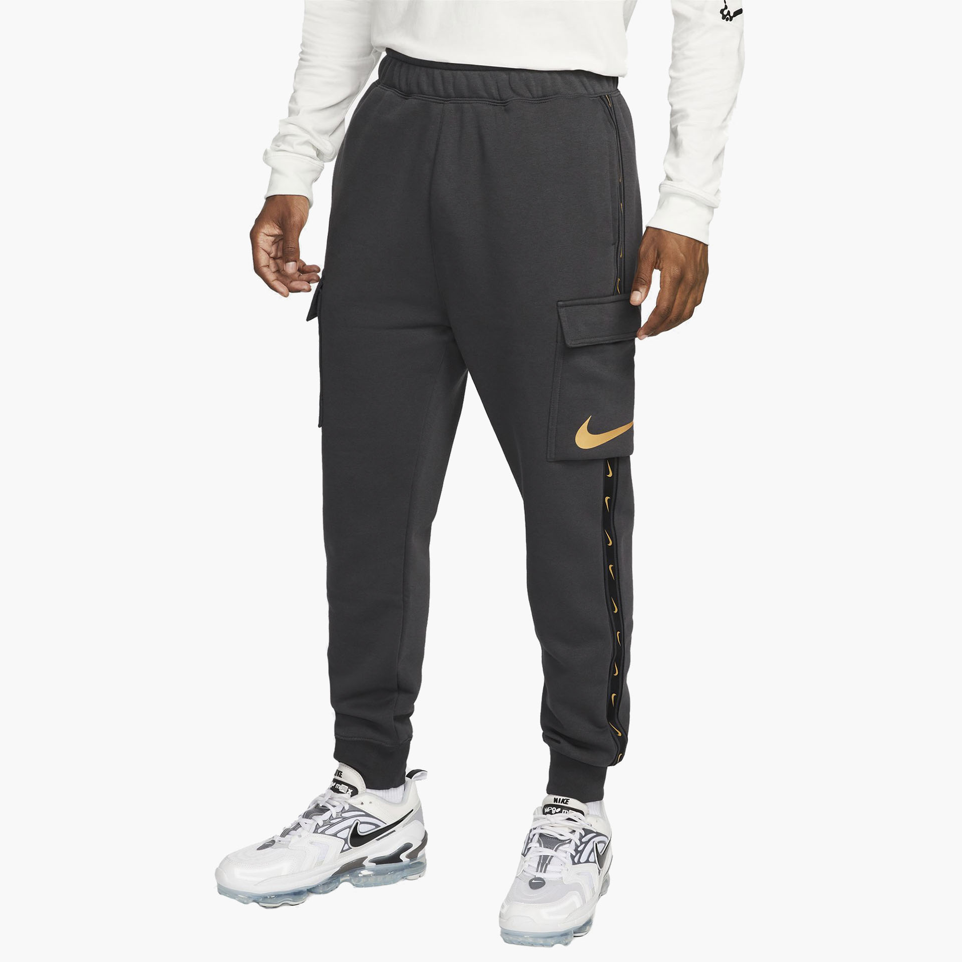 Calça Nike Repeat Cargo