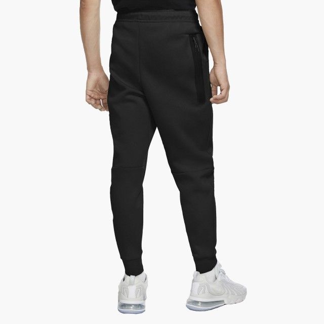 Calça Nike Sportswear Tech Fleece