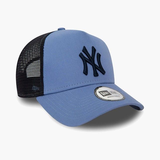 Bon New Era New York Yankees League Essential Trucker