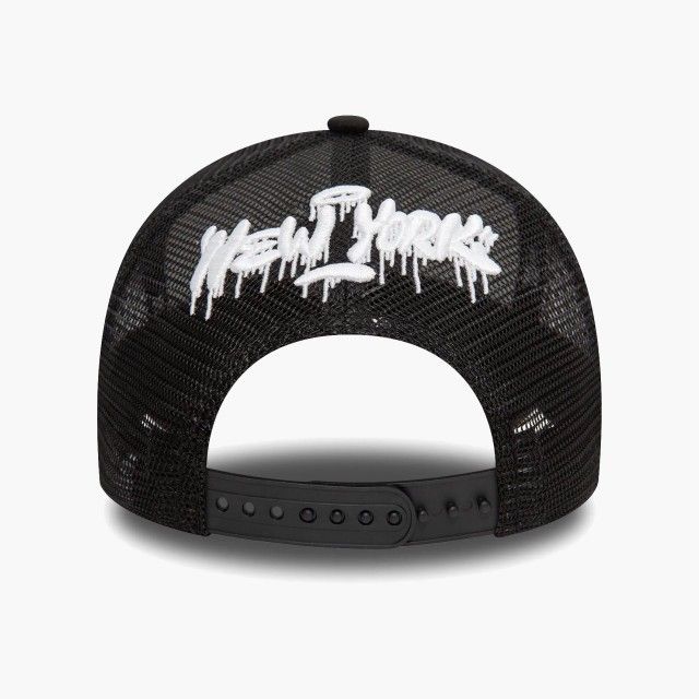 Bon New Era Graphic Hot Dog Trucker