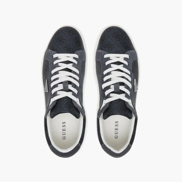 Guess Todi 3 Guess Todi 3