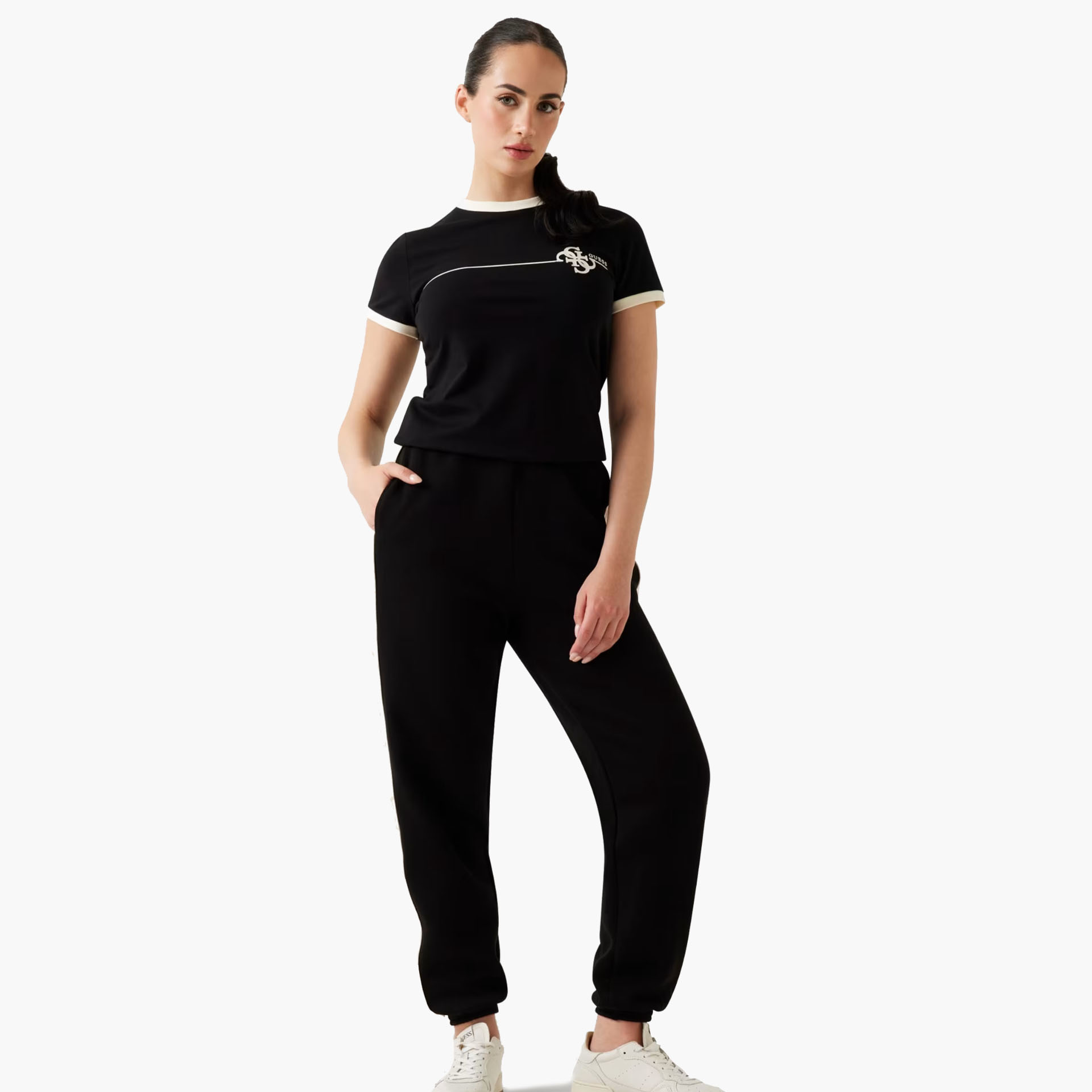 T-shirt Guess Carmen