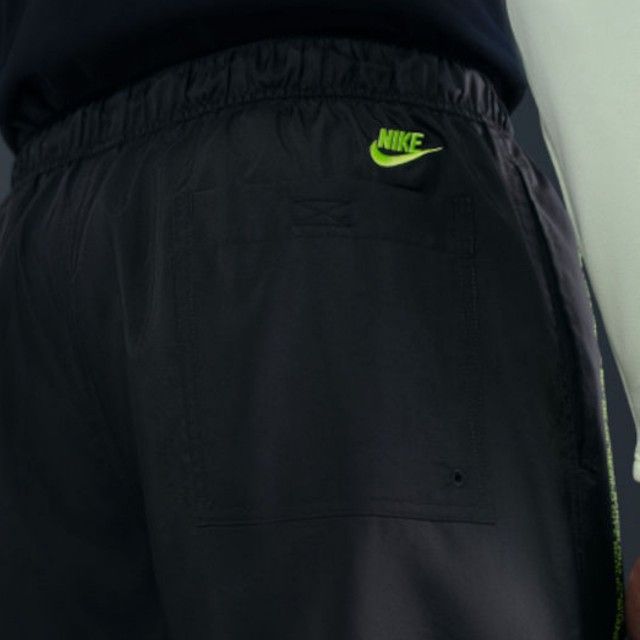 Cales Nike Club Flow