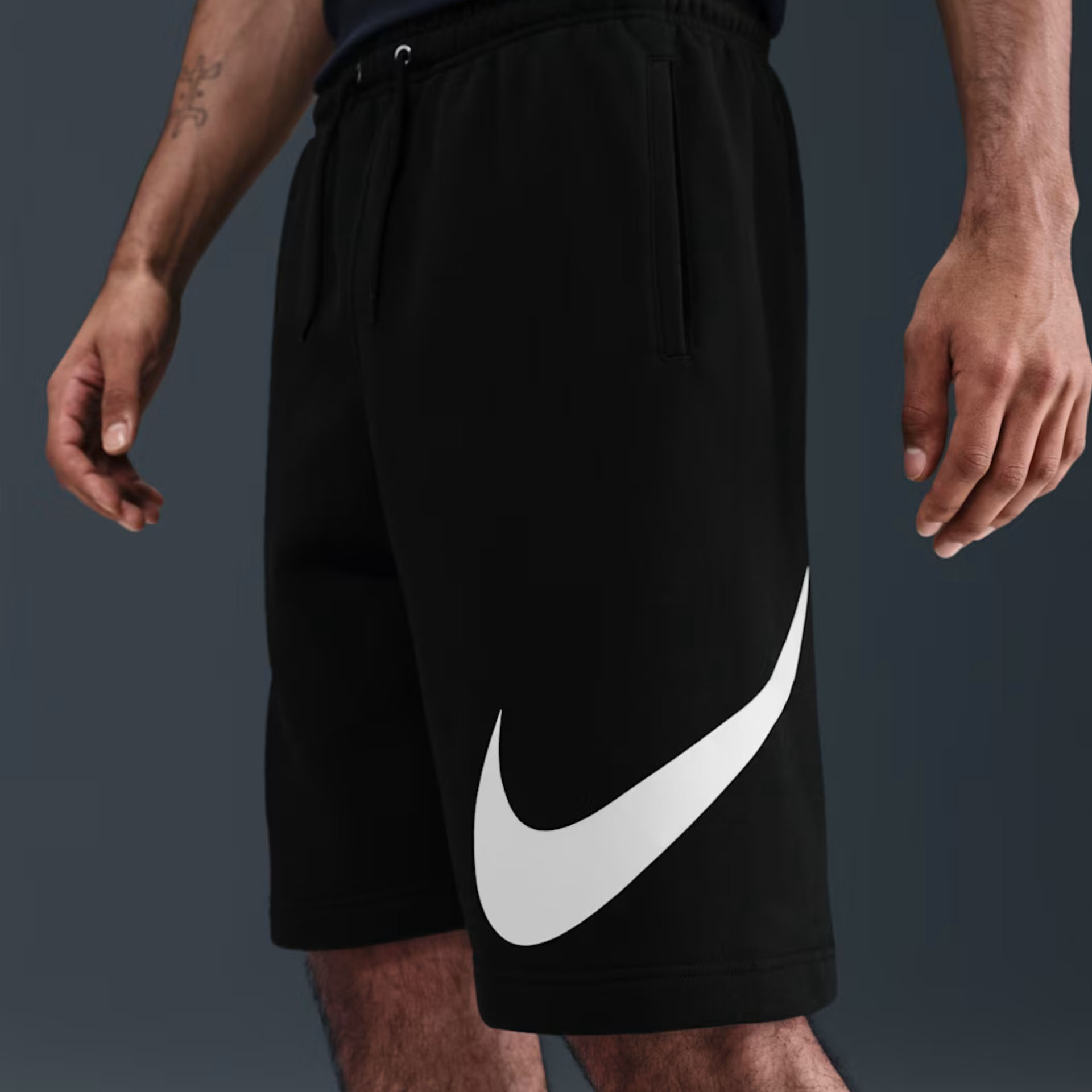 Calções Nike Club