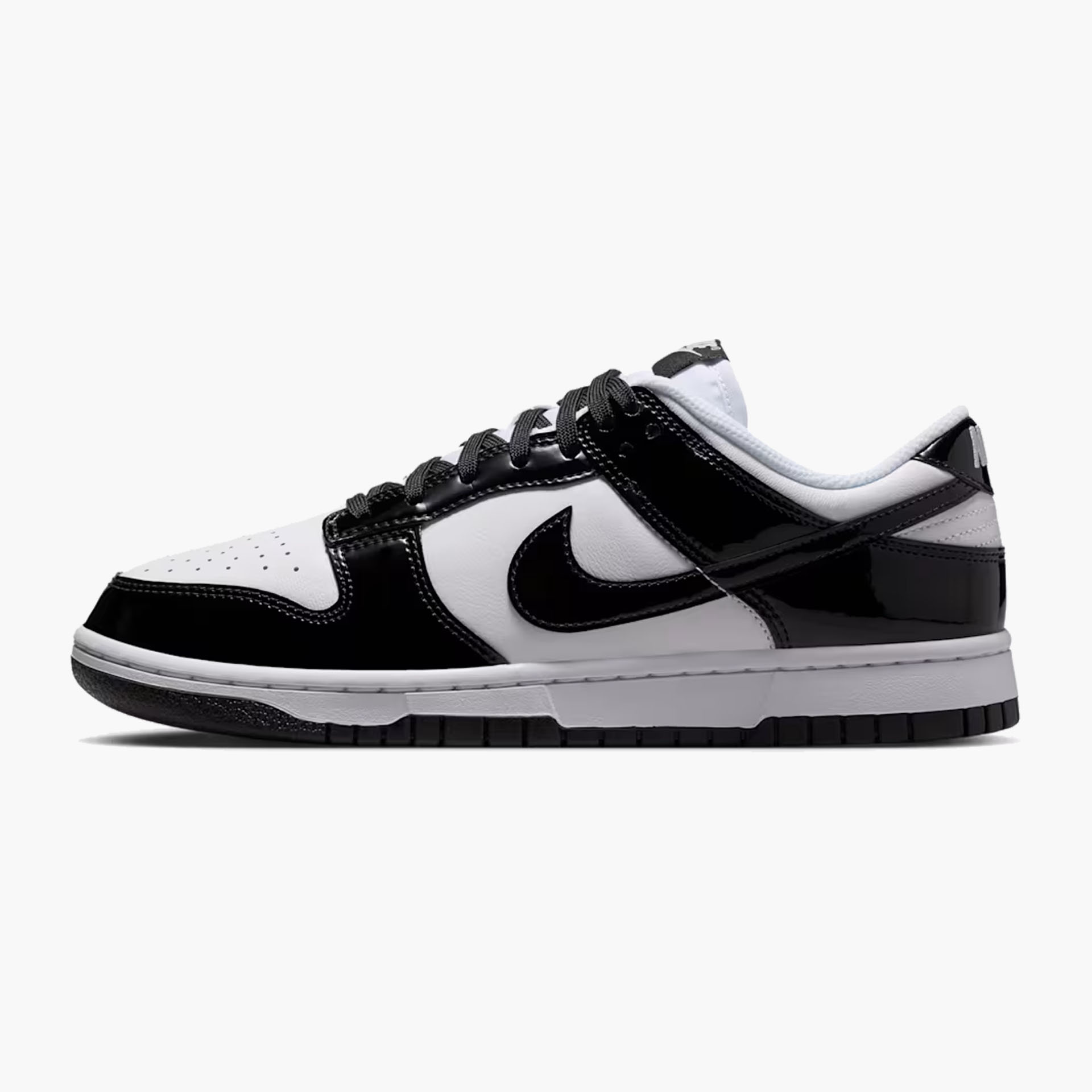 Sapatilhas Nike Dunk Low SE street Mulher Brancas/Pretas