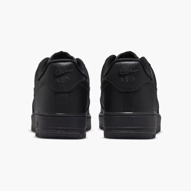 Sapatilhas Nike Air Force 1 '07 Pretas para Mulher