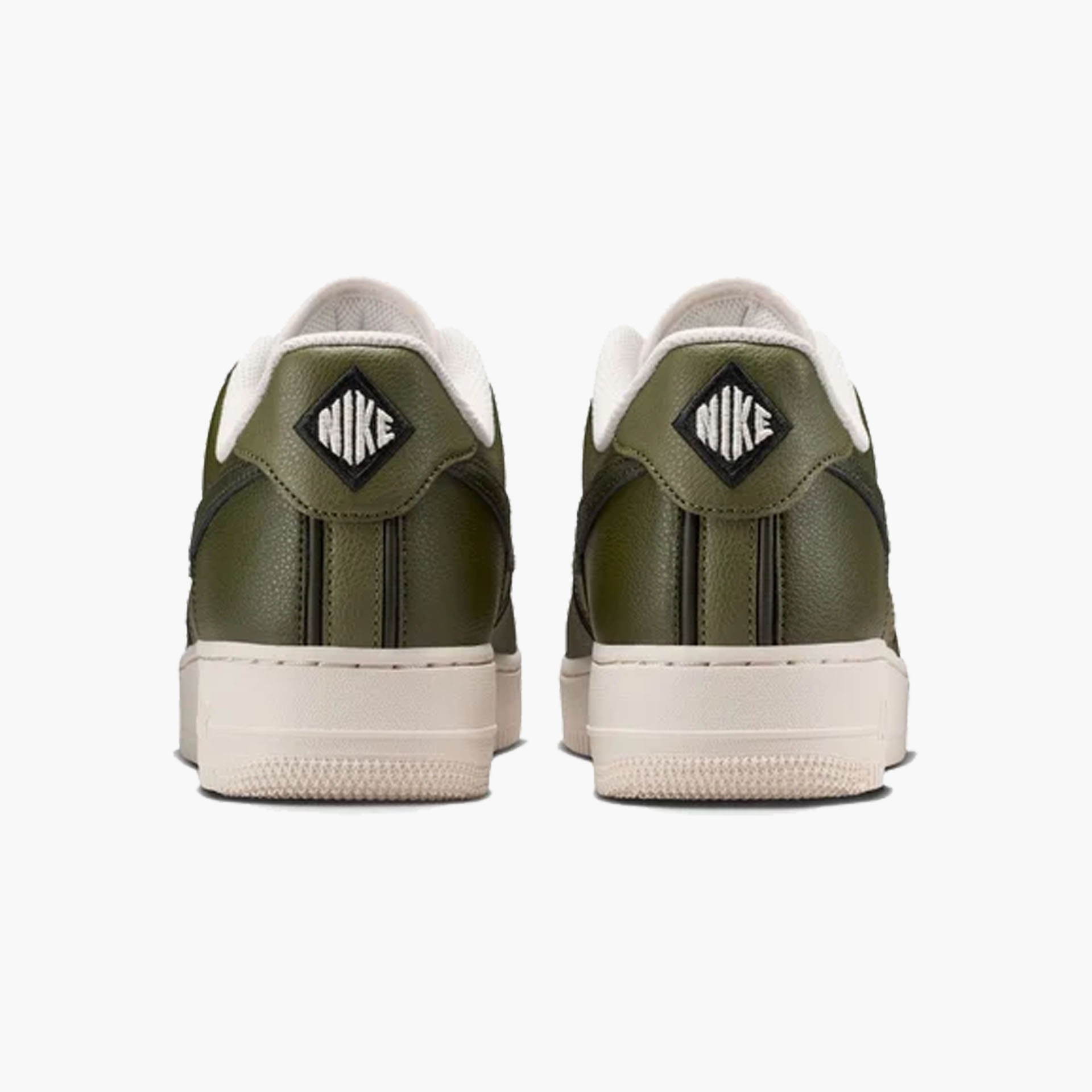 Sapatilhas Nike Air Force 1 07 LV8 para Homem