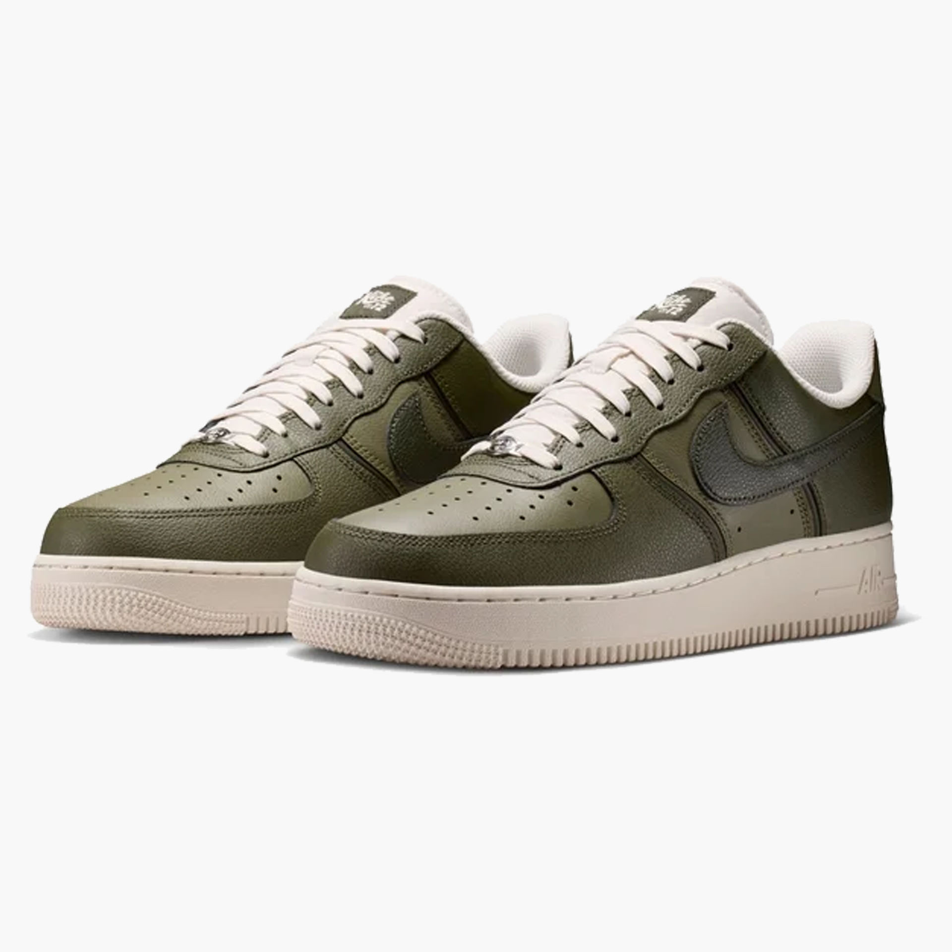 Sapatilhas Nike Air Force 1 07 LV8 para Homem