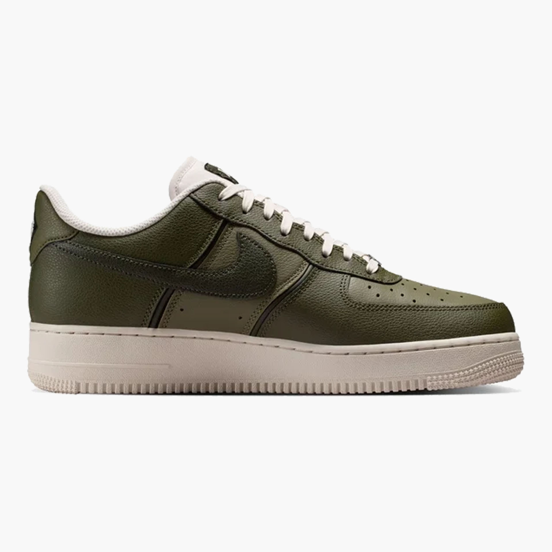 Sapatilhas Nike Air Force 1 07 LV8 para Homem