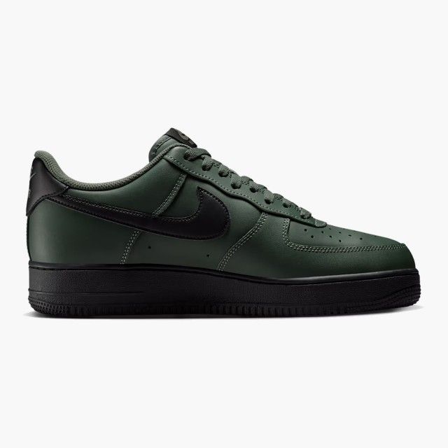 Sapatilhas Nike Air Force 1  07 para Homem