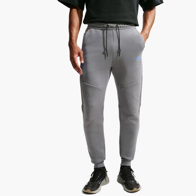 Cal�as Fato de Treino Nike Tech